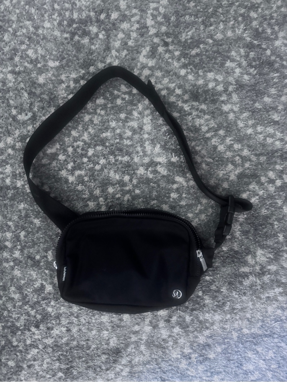 lululemon athletica 2 liter waist pack